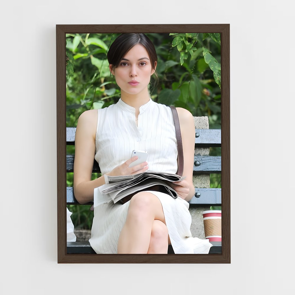ap-keira knightley-3 cadre Bois foncé
