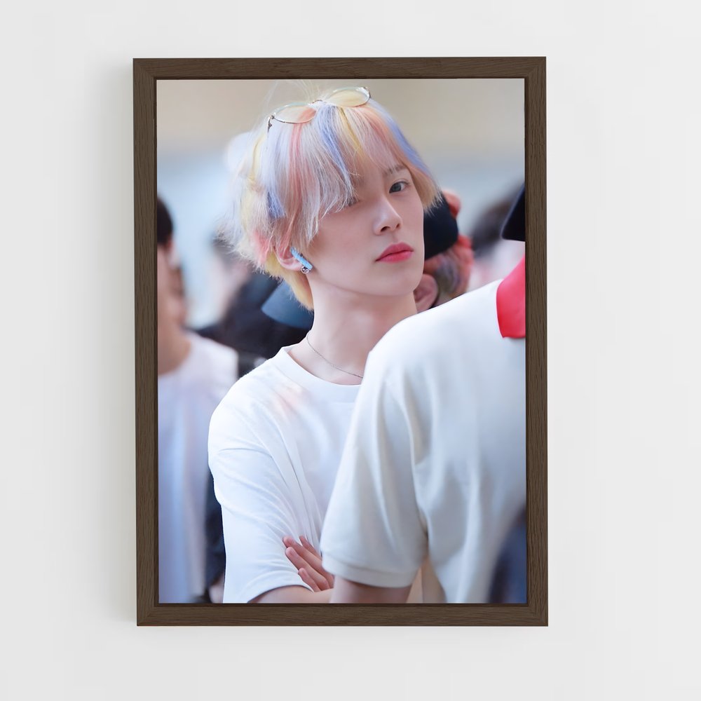 ap-minhyuk-13 cadre Bois foncé