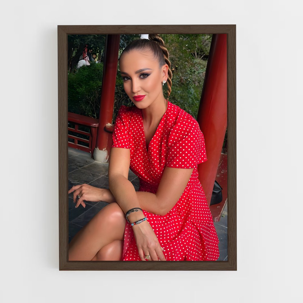 ap-olga buzova-2 cadre Bois foncé
