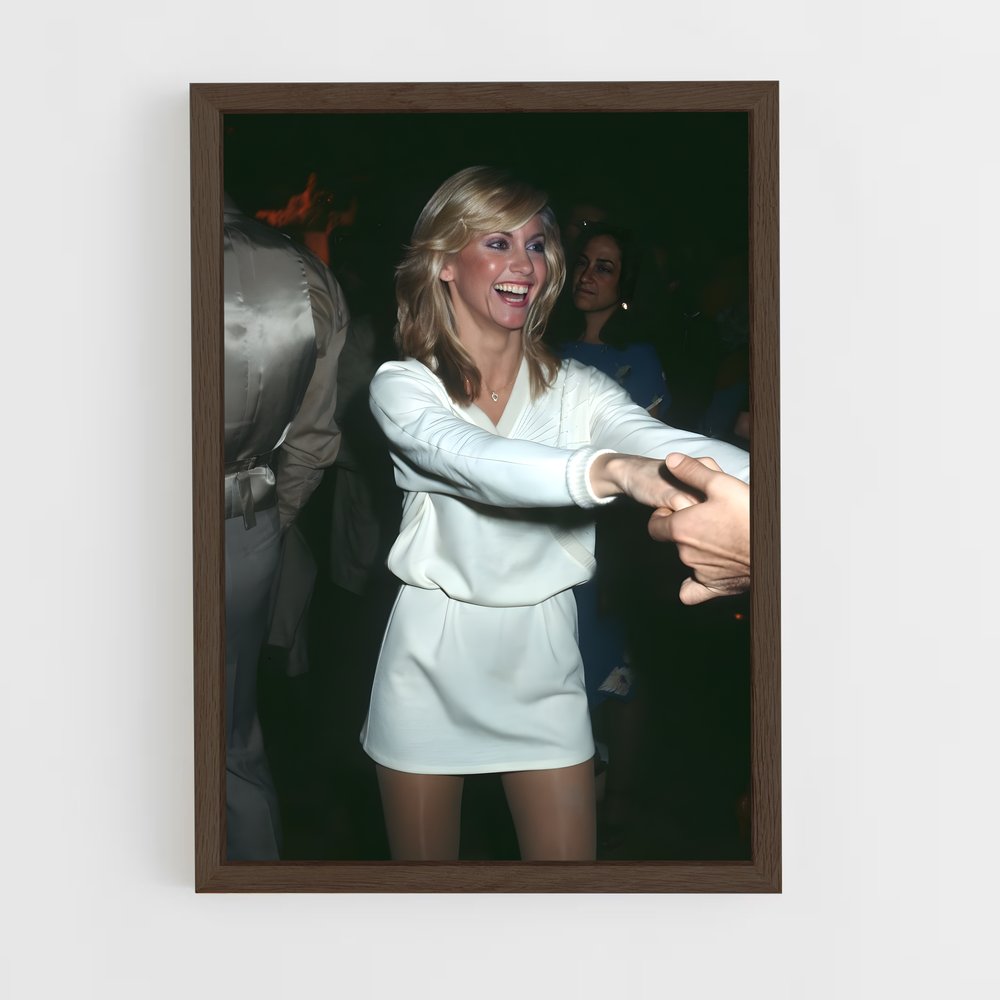 ap-olivia newton-john-2 cadre Bois foncé