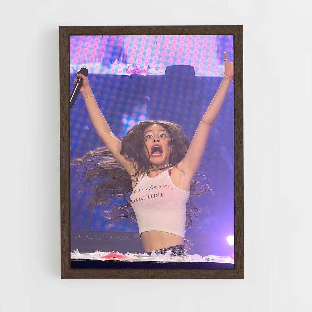 ap-olivia rodrigo-4 cadre Bois foncé