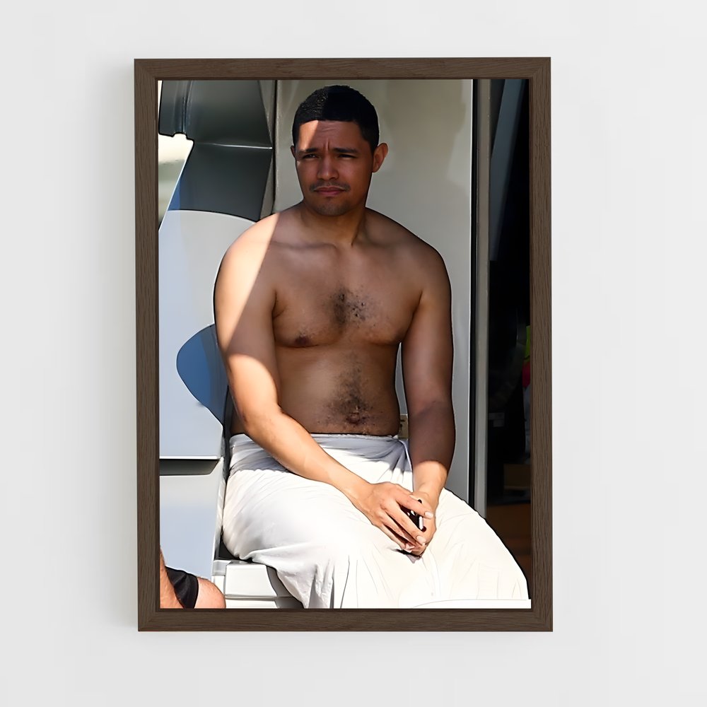 ap-trevor noah-2 cadre Bois foncé