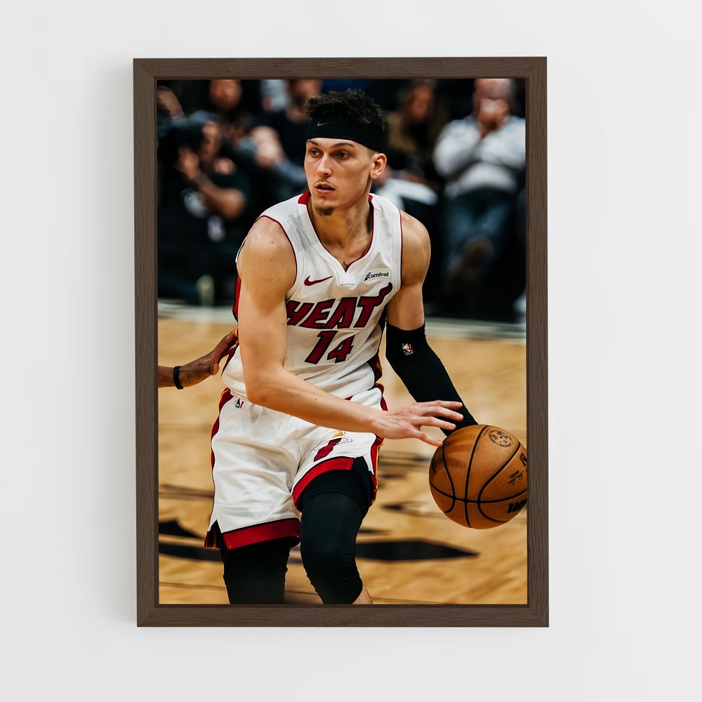 ap-tyler herro-6 cadre Bois foncé