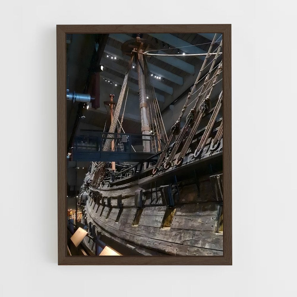 ap-vasa museum-5 cadre Bois foncé