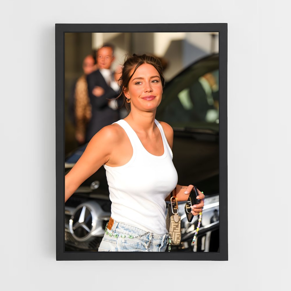 ap-adele exarchopoulos-4 cadre Noir