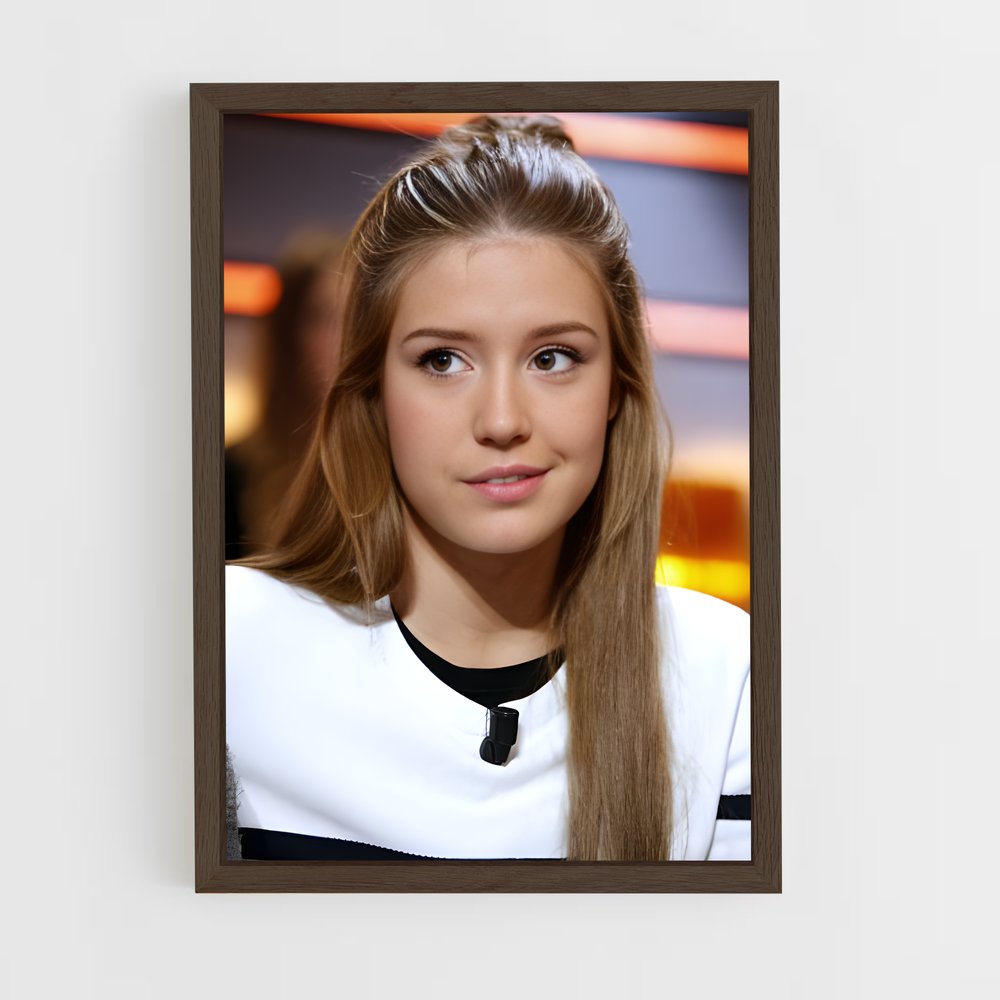 ap-adele exarchopoulos-5 cadre Bois foncé