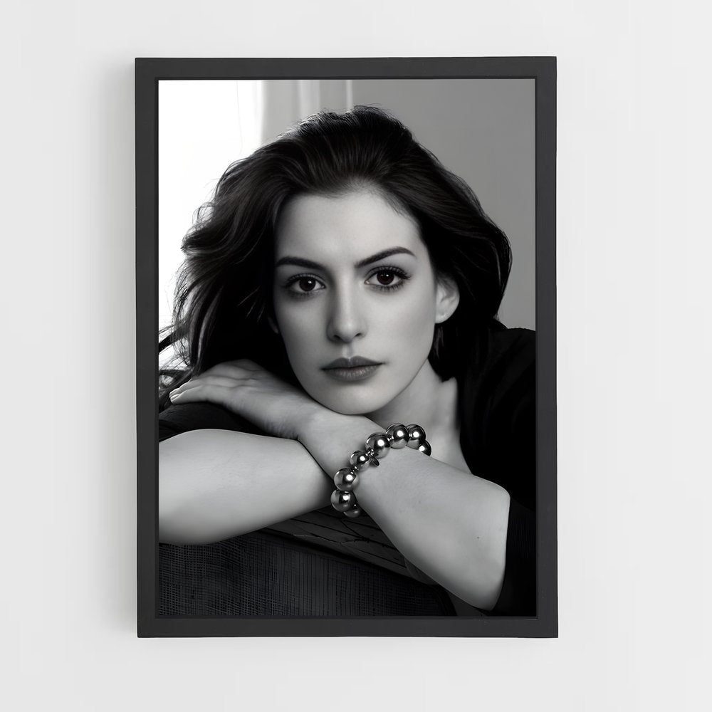 ap-anne hathaway-5 cadre Noir