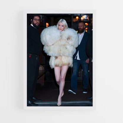 ap-anya taylor-joy-1 cadre Blanc