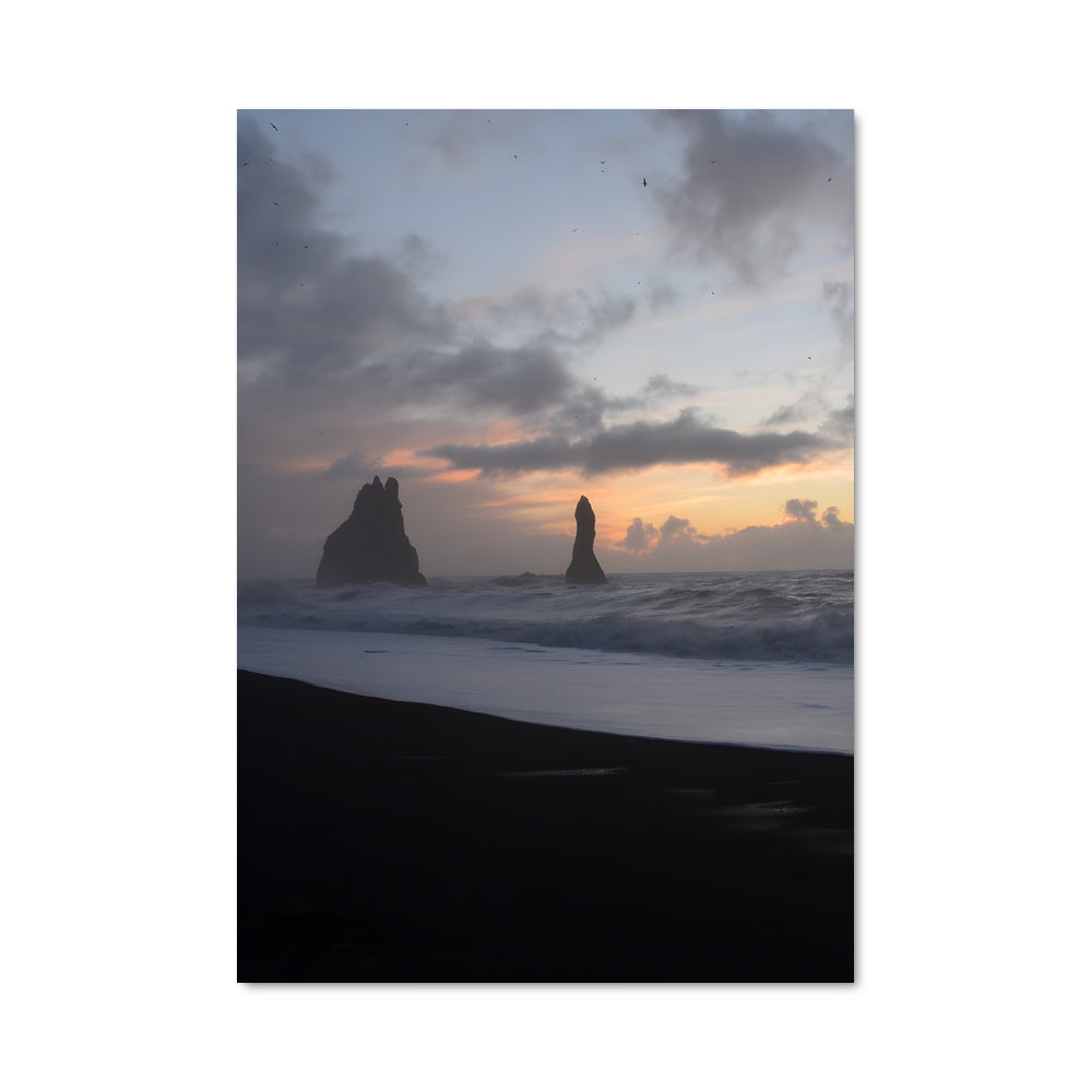 Poster Coucher Nuageux sur Plage Noire