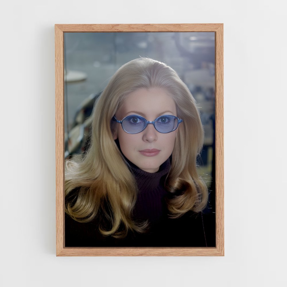 ap-catherine deneuve-2 cadre Bois clair