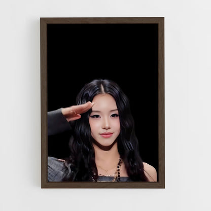 ap-chaeyoung-2 cadre Bois foncé