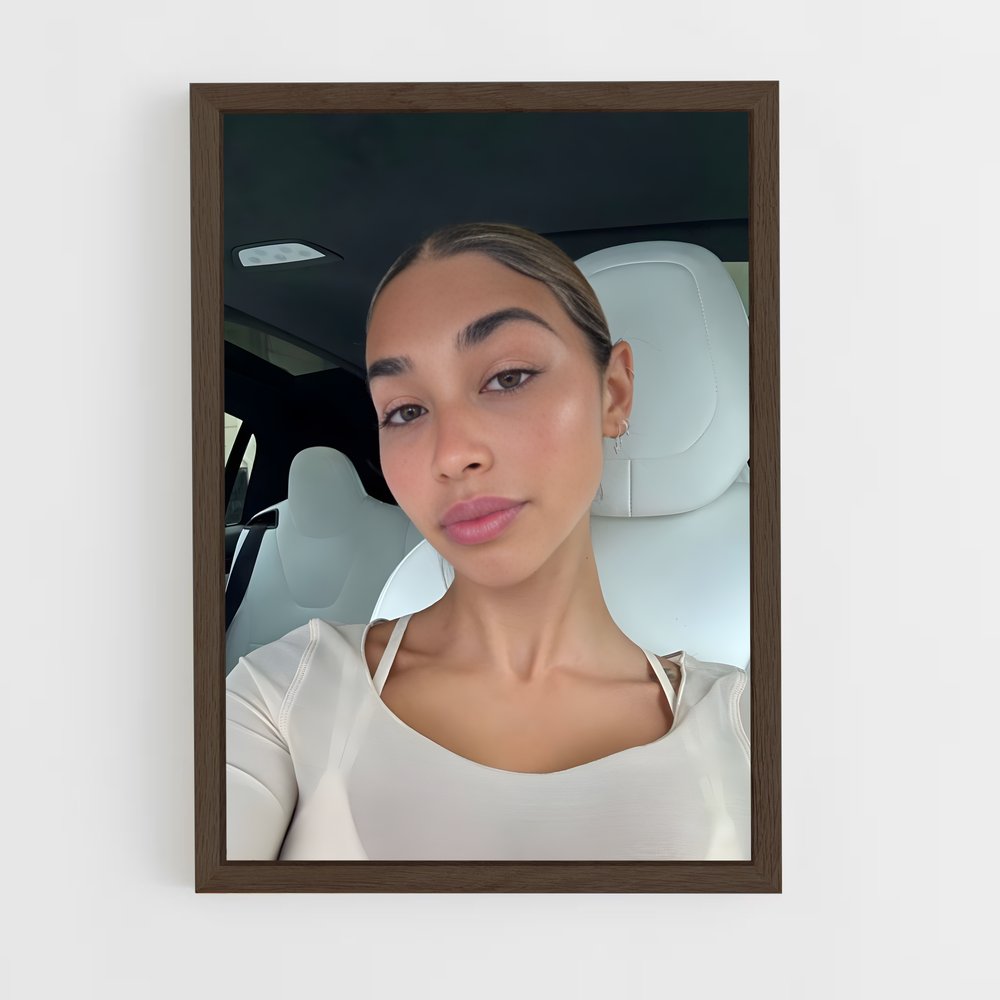 ap-chantel jeffries-7 cadre Bois foncé