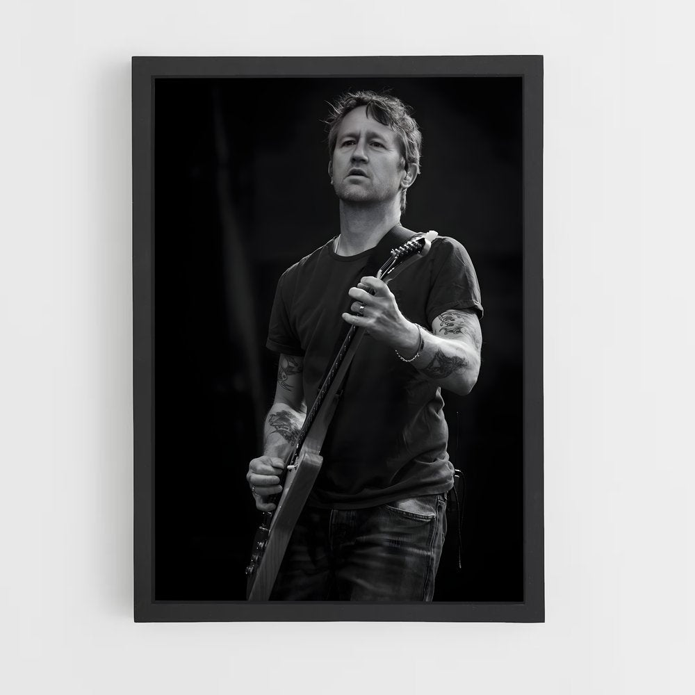 ap-chris shiflett-3 cadre Noir