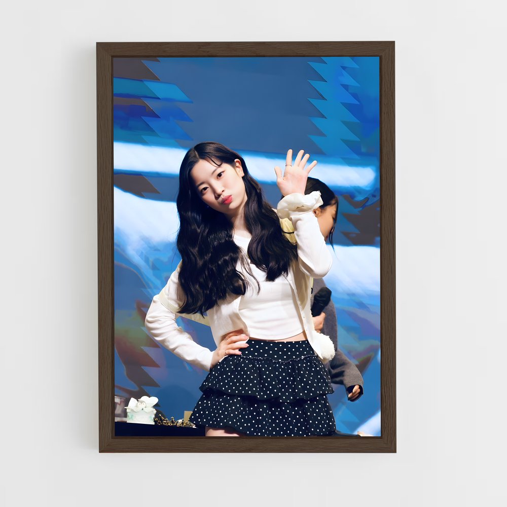 ap-dahyun-6 cadre Bois foncé