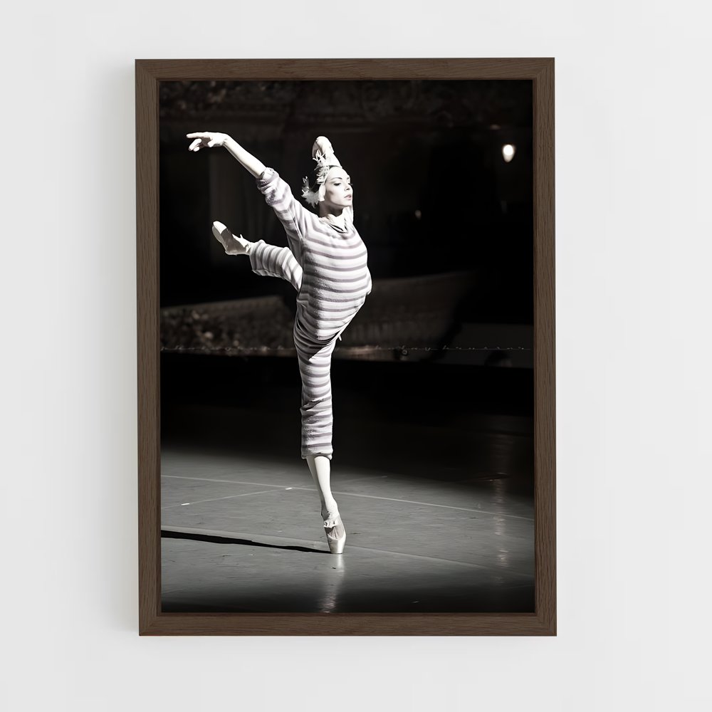 ap-diana vishneva-3 cadre Bois foncé