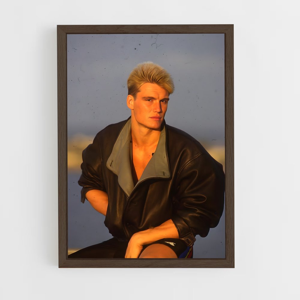 ap-dolph lundgren-8 cadre Bois foncé