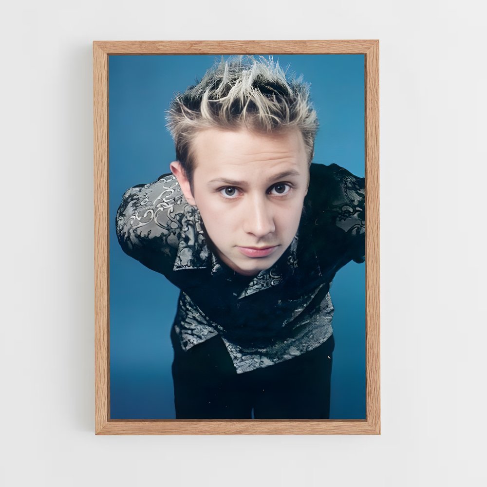 ap-dominic howard-1 cadre Bois clair