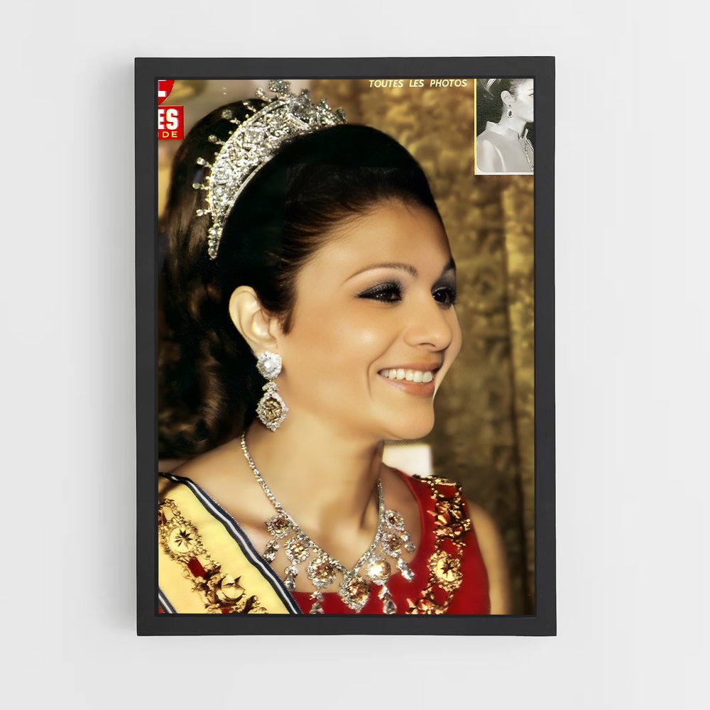 ap-empress farah pahlavi-1 cadre Noir