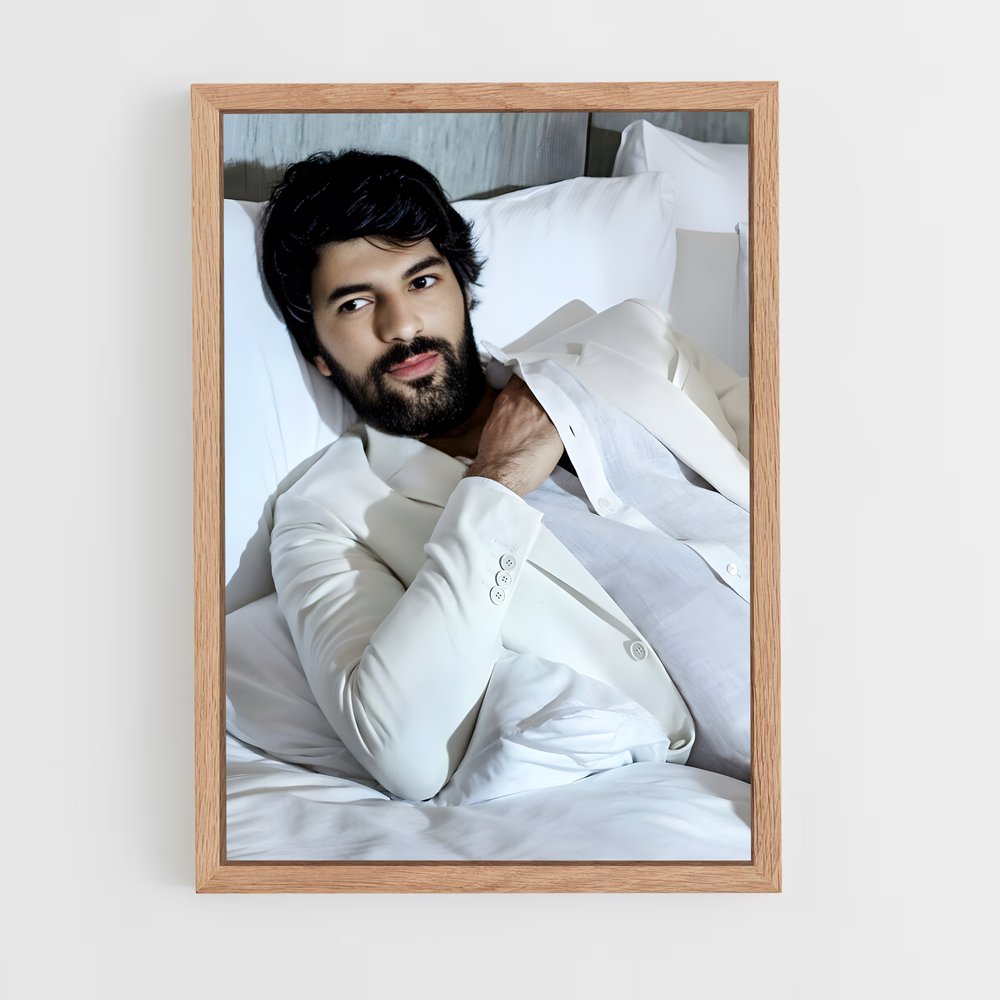 ap-engin akyurek-10 cadre Bois clair