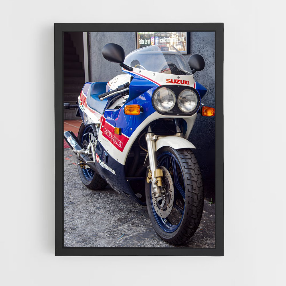 ap-gsx-r750-1 cadre Noir