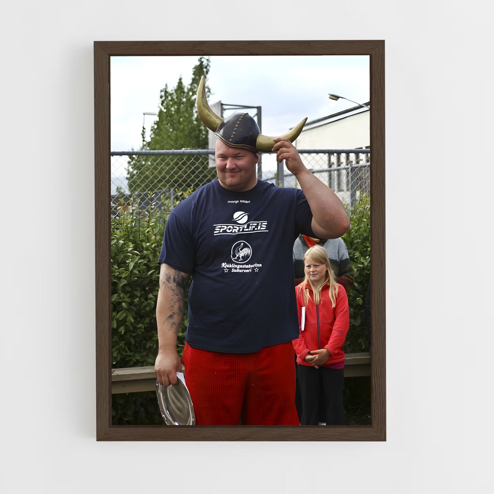 ap-hafthor bjornsson-2 cadre Bois foncé