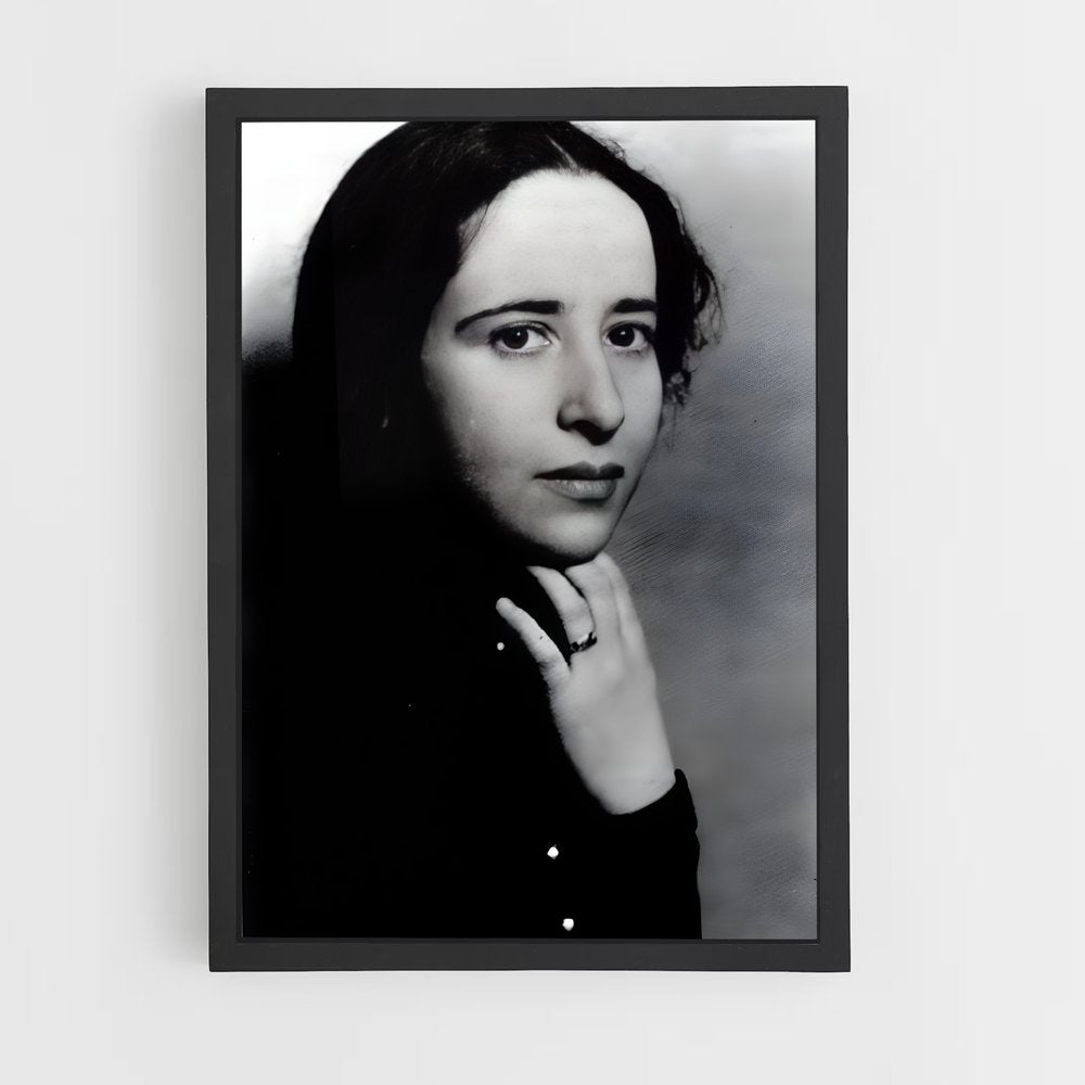 ap-hannah arendt-1 cadre Noir