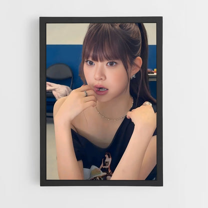 ap-hong eunchae-3 cadre Noir