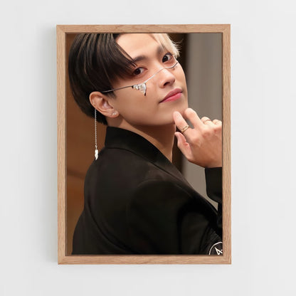 ap-hongjoong-8 cadre Bois clair