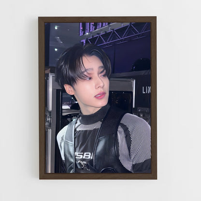ap-hwanwoong-6 cadre Bois foncé
