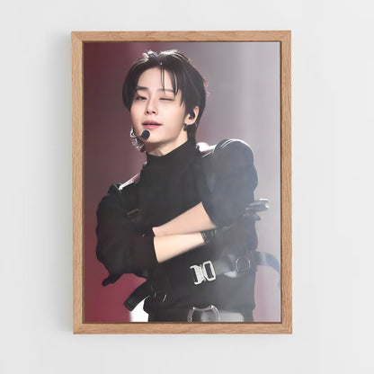 ap-hwanwoong-7 cadre Bois clair