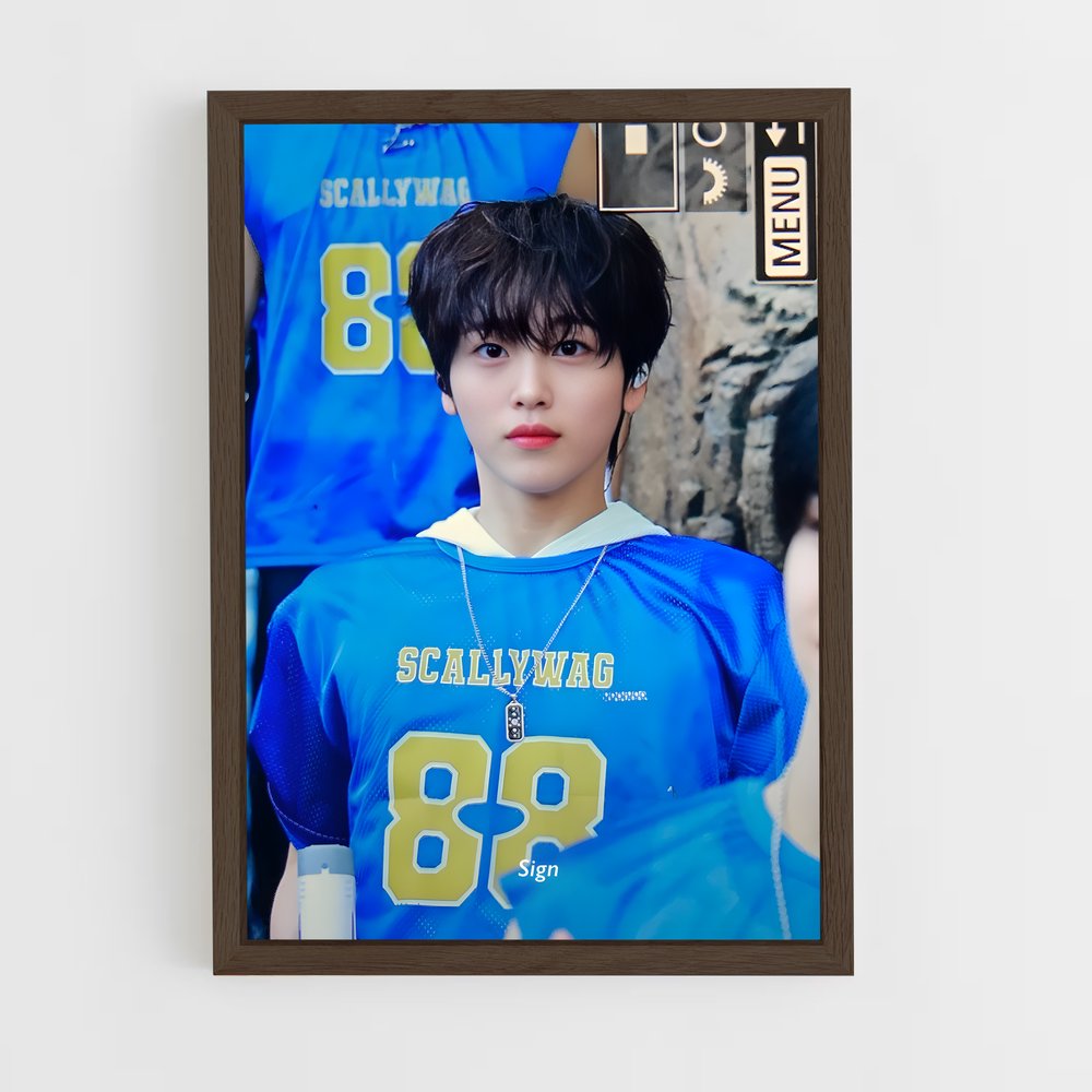 ap-hyeongjun-4 cadre Bois foncé