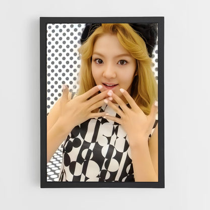 ap-hyoyeon-1 cadre Noir