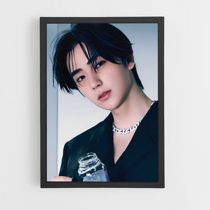 ap-hyunjae-1 cadre Noir