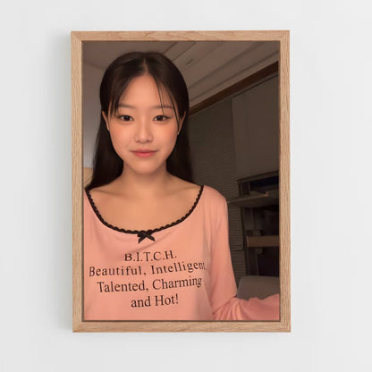 ap-hyunjin-13 cadre Bois clair