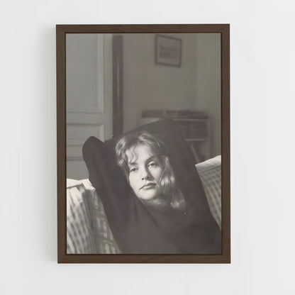 ap-isabelle huppert-4 cadre Bois foncé