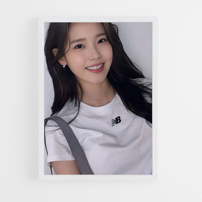 ap-iu lee ji-eun-1 cadre Blanc