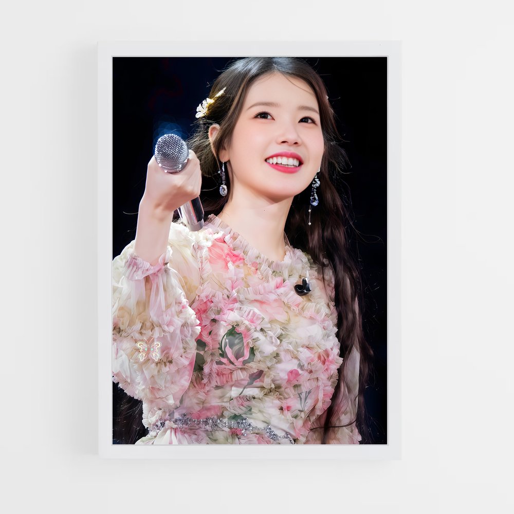 ap-iu lee ji-eun-2 cadre Blanc