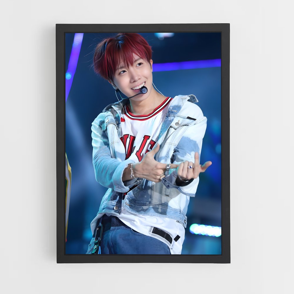 ap-j-hope-6 cadre Noir