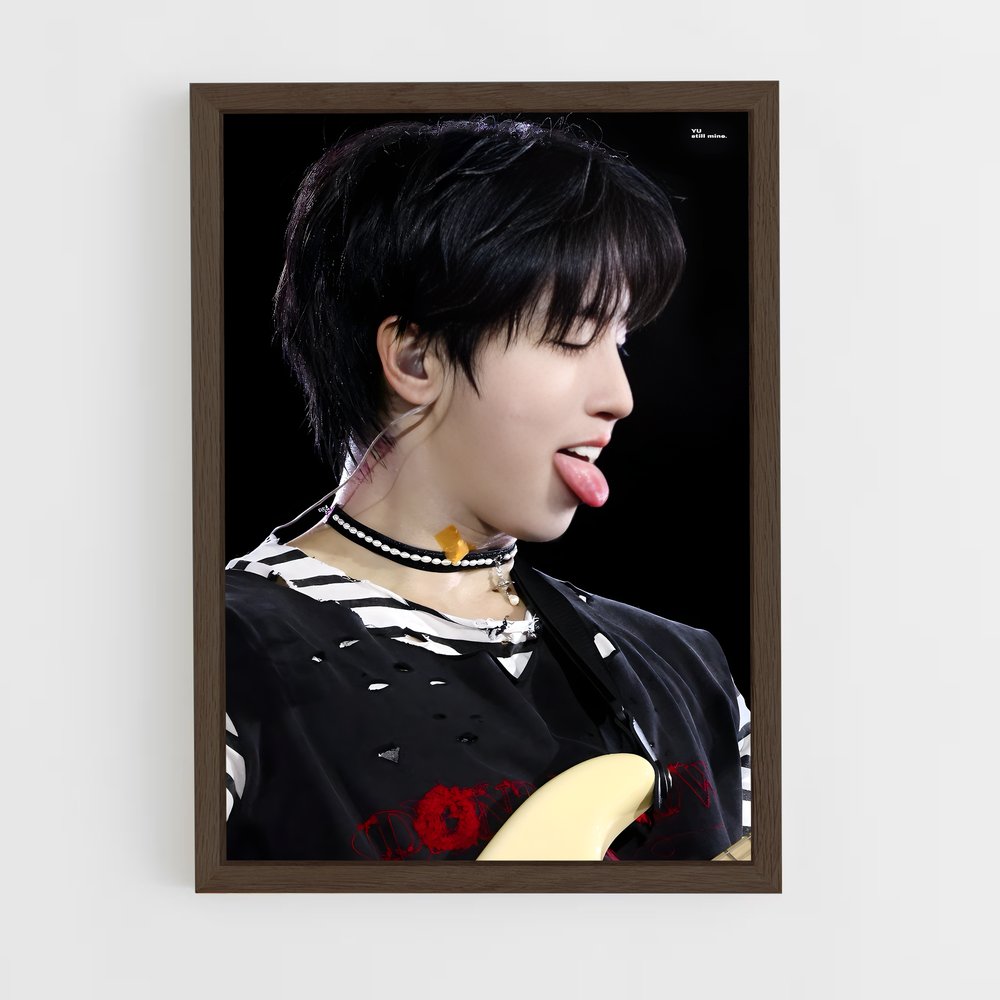 ap-jisung-2 cadre Bois foncé