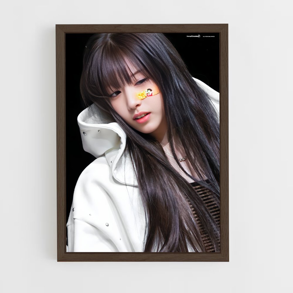 ap-jiwoo-3 cadre Bois foncé