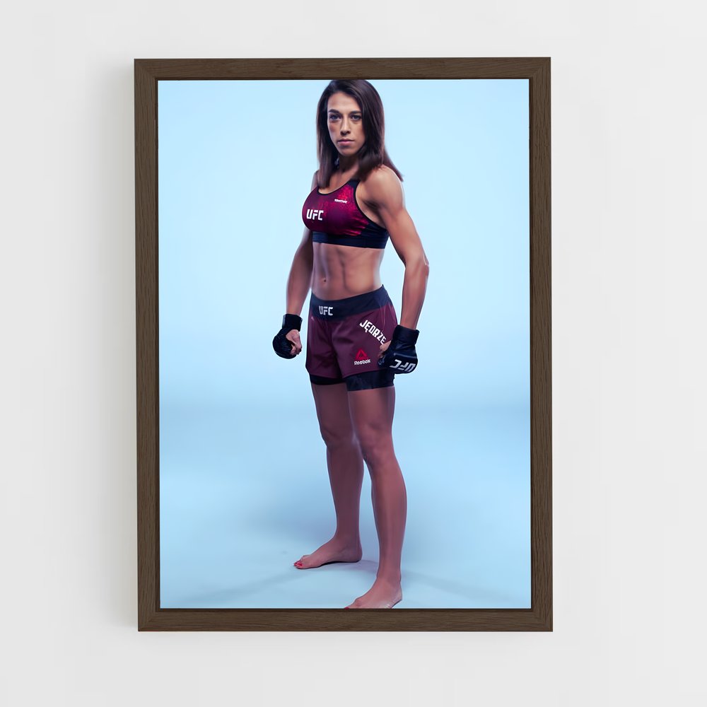 ap-joanna jedrzejczyk-9 cadre Bois foncé
