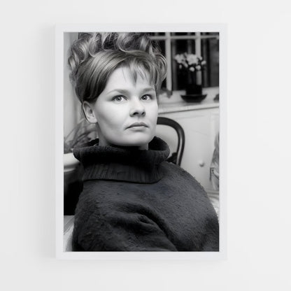 ap-judi dench-2 cadre Blanc