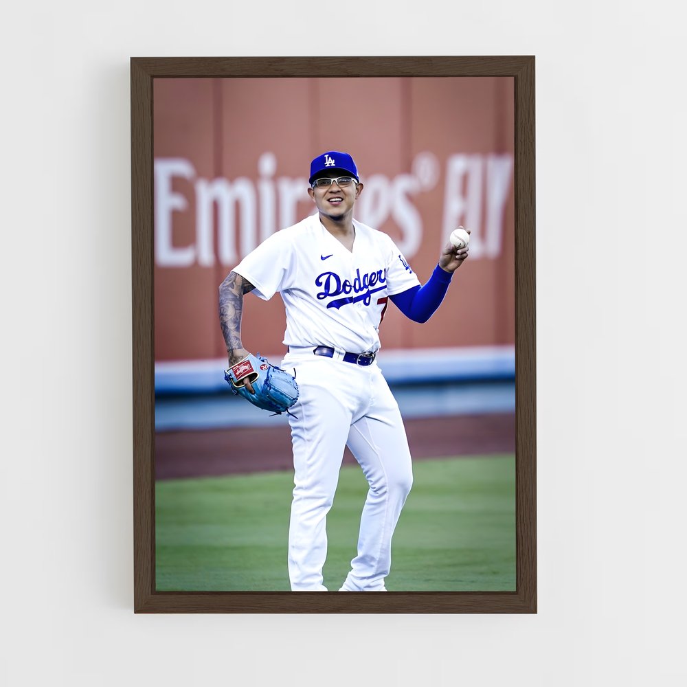 ap-julio urias-6 cadre Bois foncé