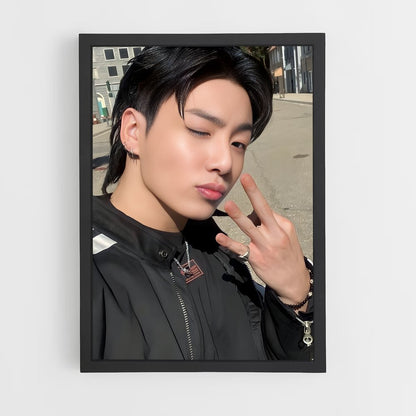 ap-jungkook-10 cadre Noir