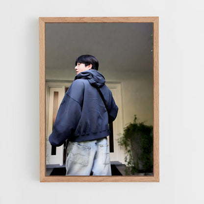 ap-jungkook-9 cadre Bois clair