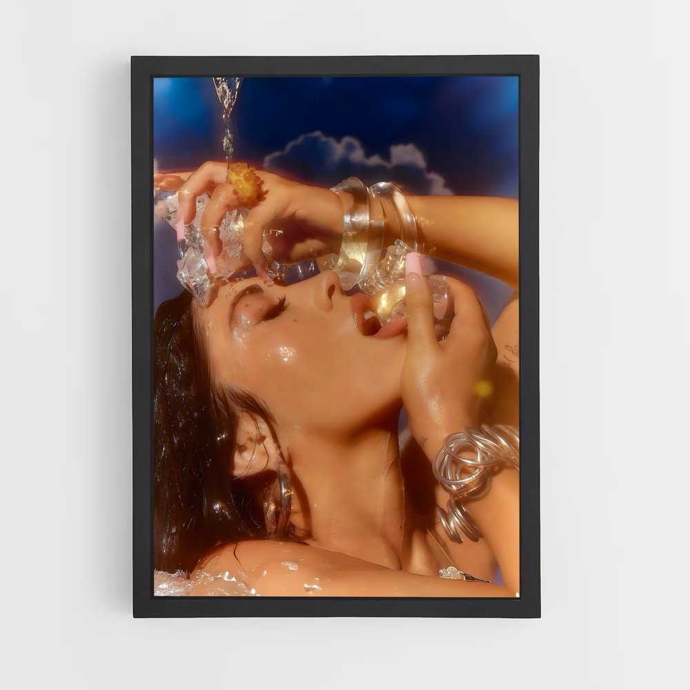 ap-kali uchis-1 cadre Noir