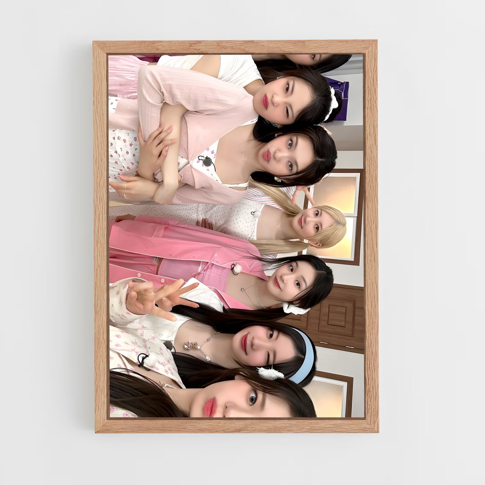 ap-kpop-7 cadre Bois clair