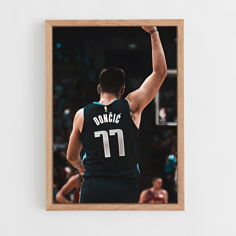ap-luka doncic-4 cadre Bois clair