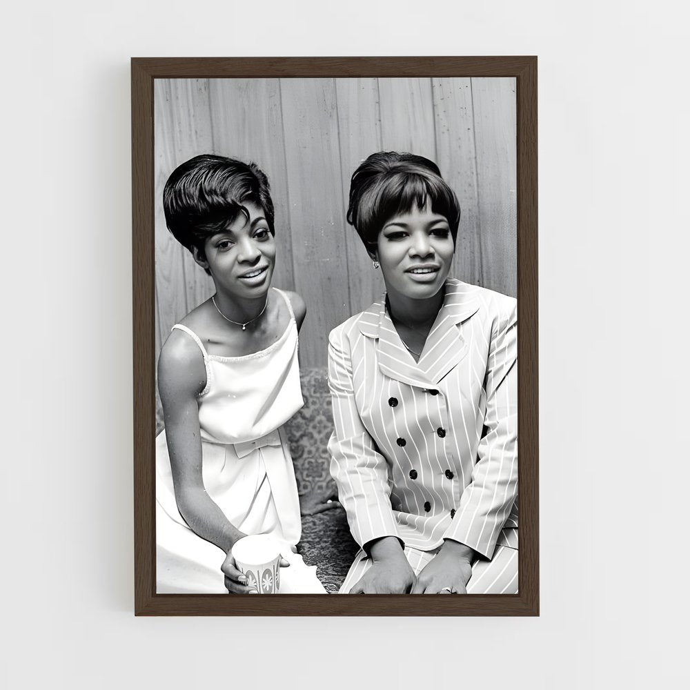 ap-martha reeves-5 cadre Bois foncé