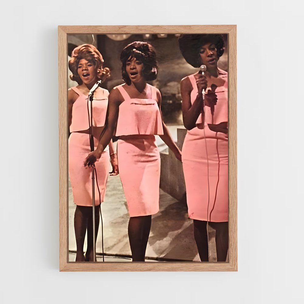 ap-martha reeves and the vandellas-1 cadre Bois clair